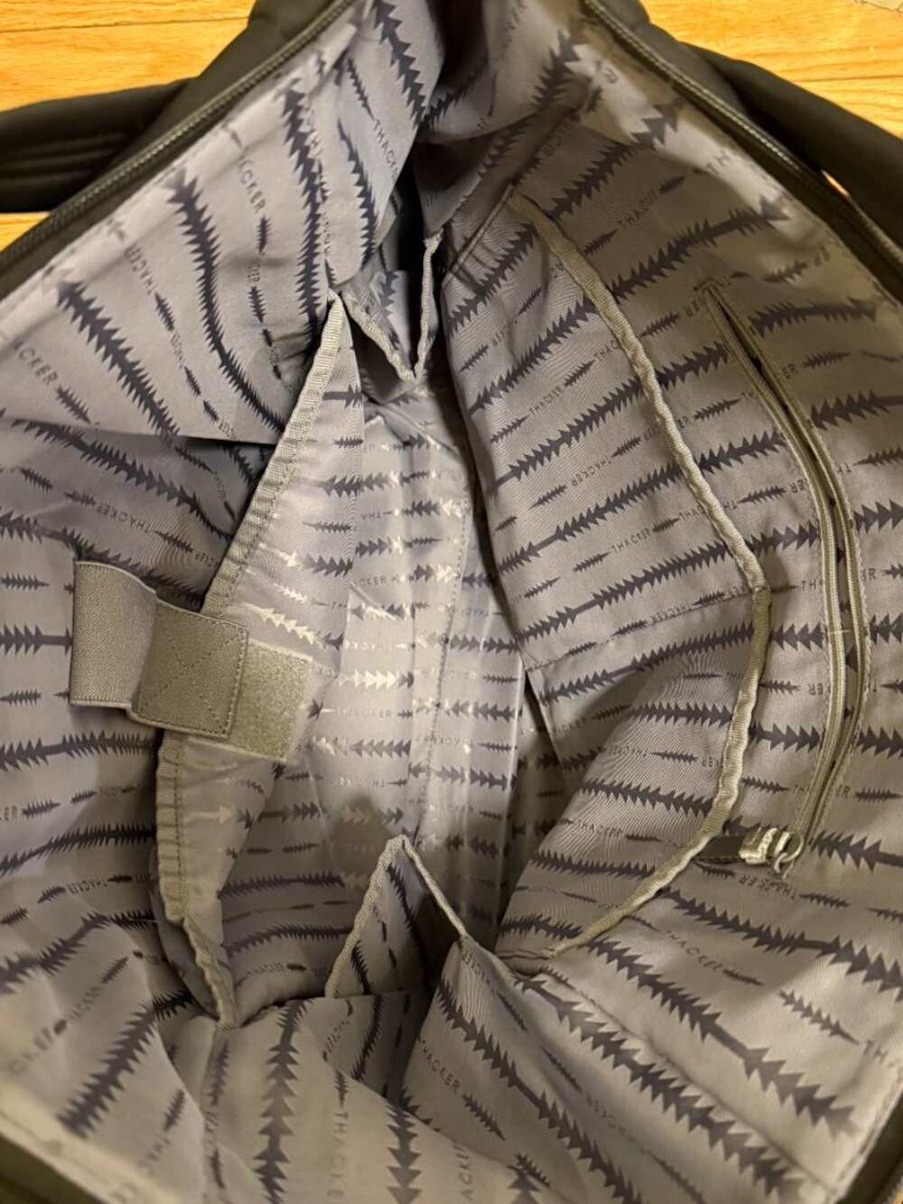 Thacker Raven Tote Bag - Picture 5 of 5